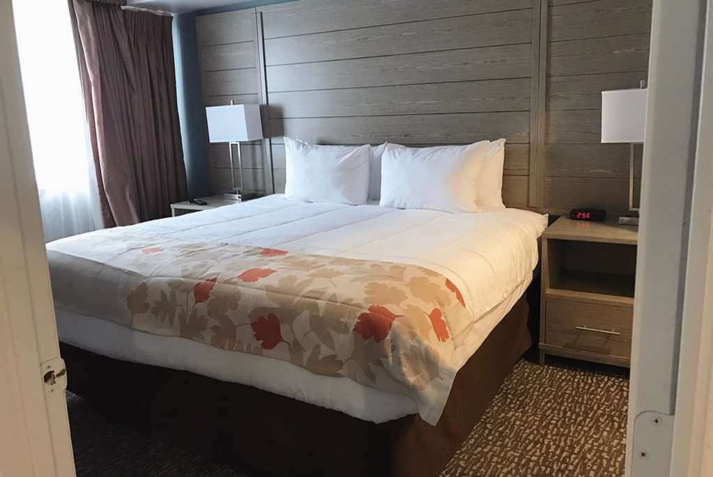Hawthorn Suites By Wyndham Kent, Wa Bilik gambar