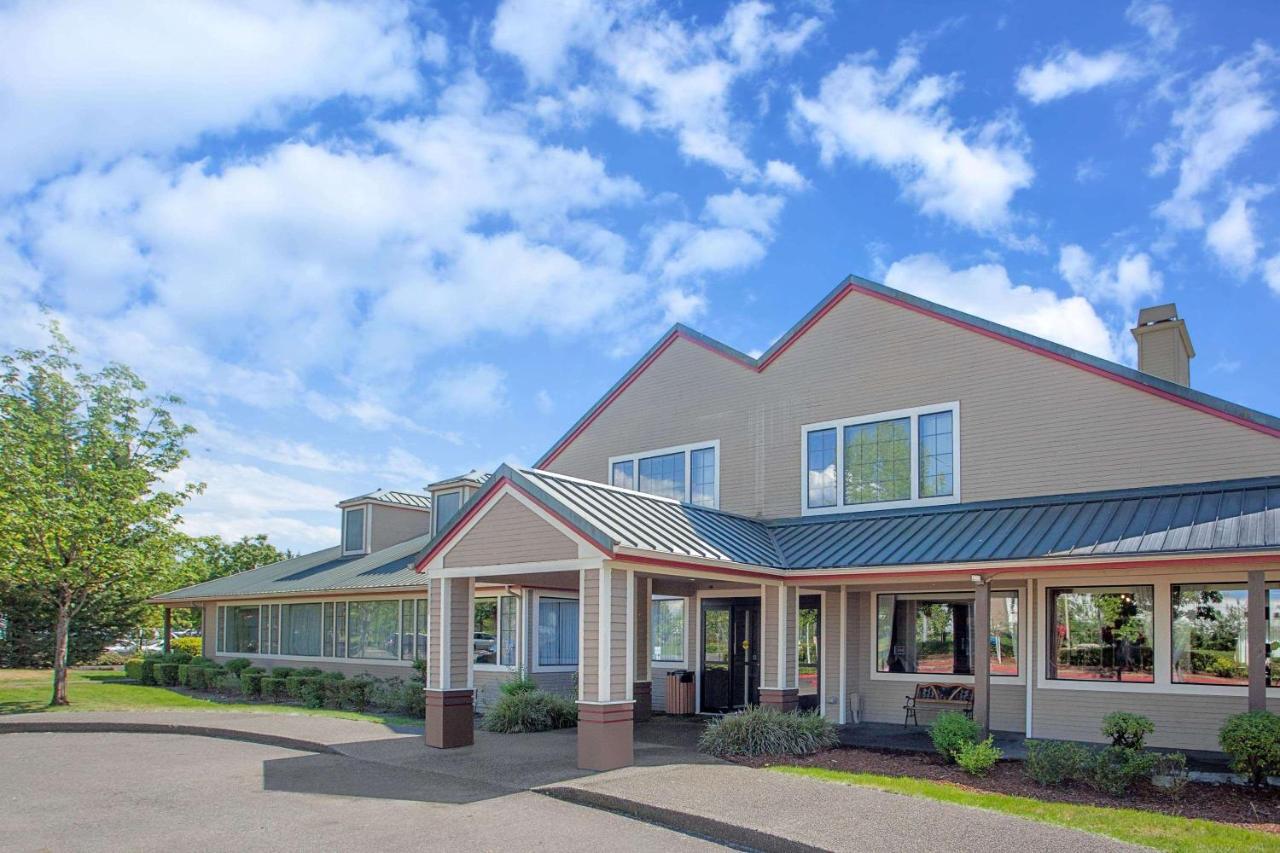 Hawthorn Suites By Wyndham Kent, Wa Luaran gambar