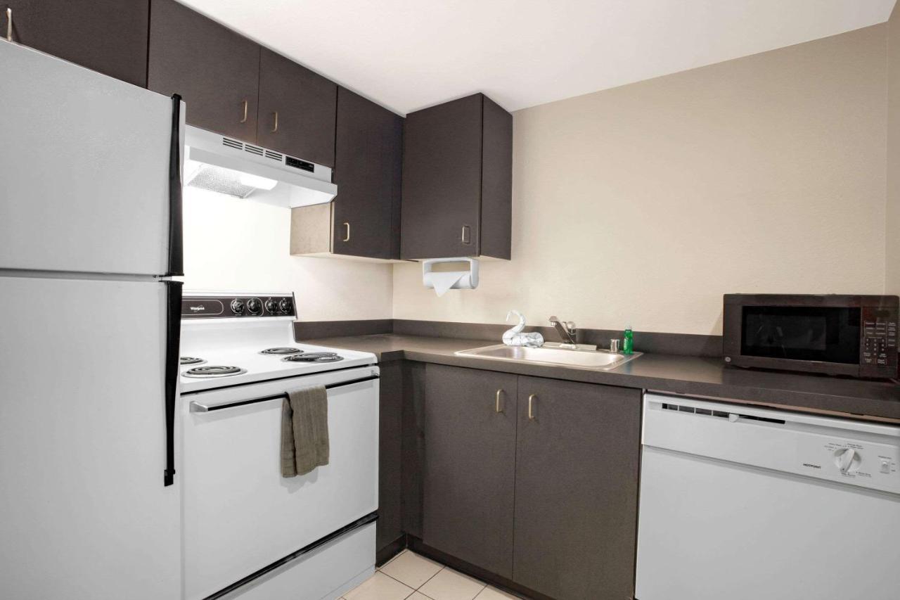 Hawthorn Suites By Wyndham Kent, Wa Luaran gambar