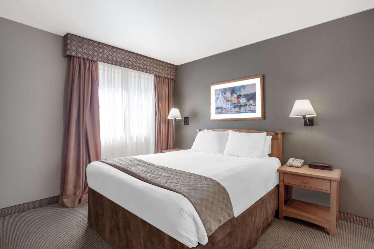 Hawthorn Suites By Wyndham Kent, Wa Luaran gambar